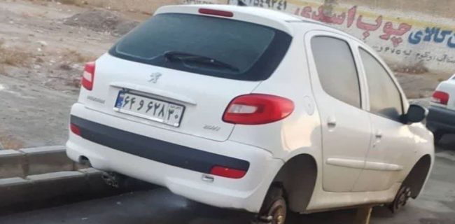 دزدان دوباره شگفتی ساز شدند/ تصویری عجیب از سرقت چهار چرخ 207 در گلستان!