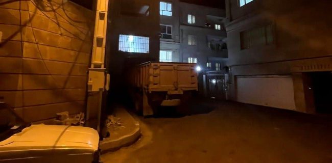وقتی معابر باریک جای خواب کامیون ها می‌شود جولان غول‌های آهنی در کوچه‌پس‌کوچه‌های رباط‌کریم